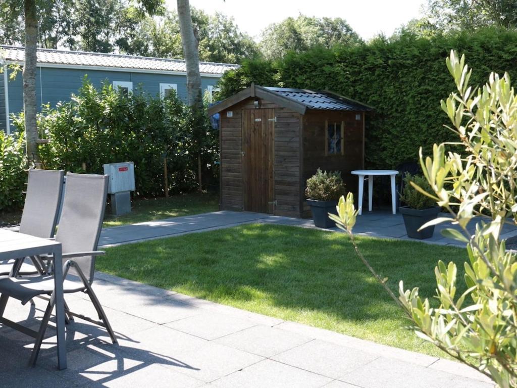 Tidy Chalet With A Microwave, Near The Wadden Sea Villa Tzummarum Exterior photo